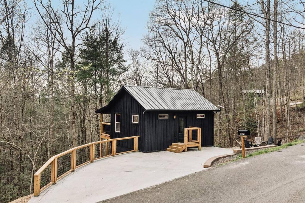 Honeymoon Couples Cabin Secluded, Hot Tub, Views Sevierville Exteriör bild